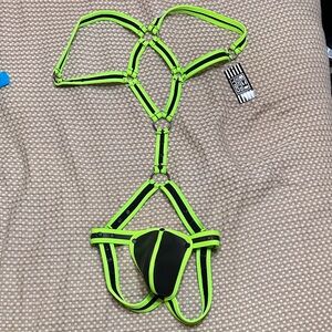 Cellblock 13 diamond back Neon Green and Black Harness